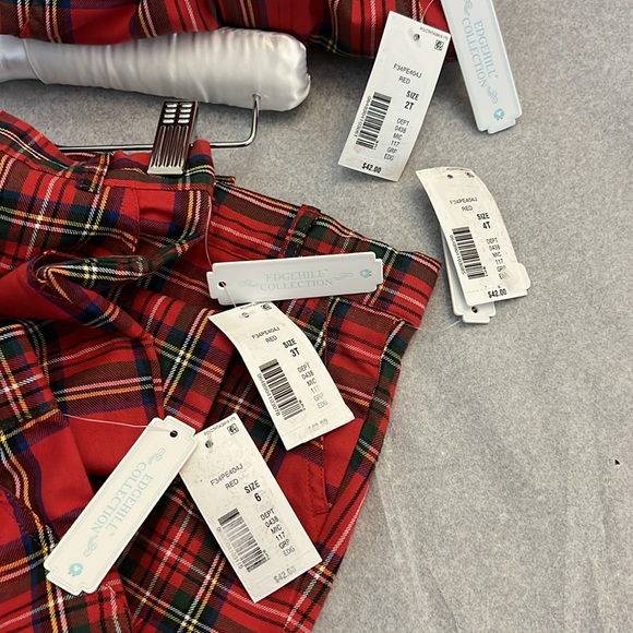 Edgehill Collection Red Plaid Pants. - Picture 9 of 9